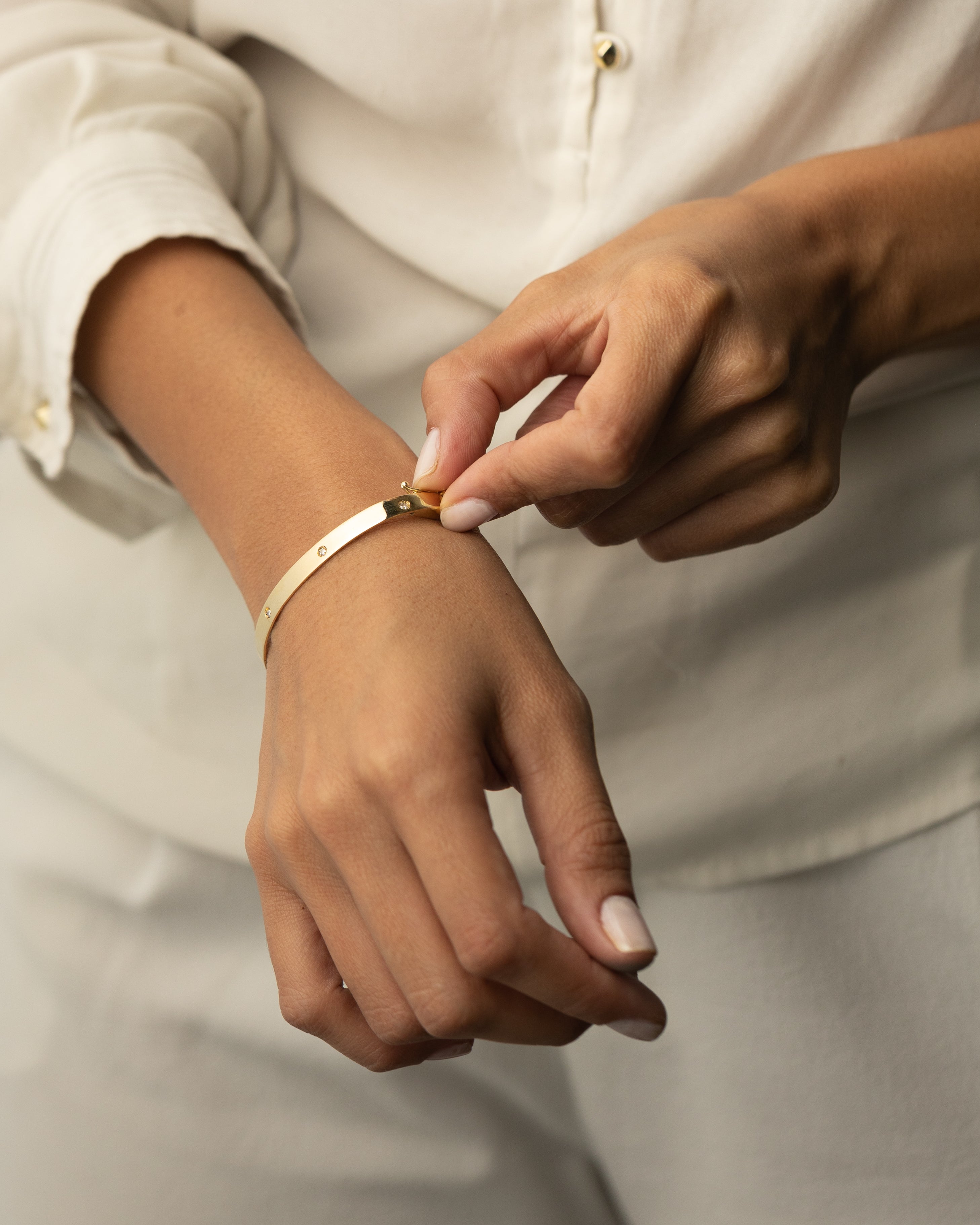 Classic Gemstone Bangle