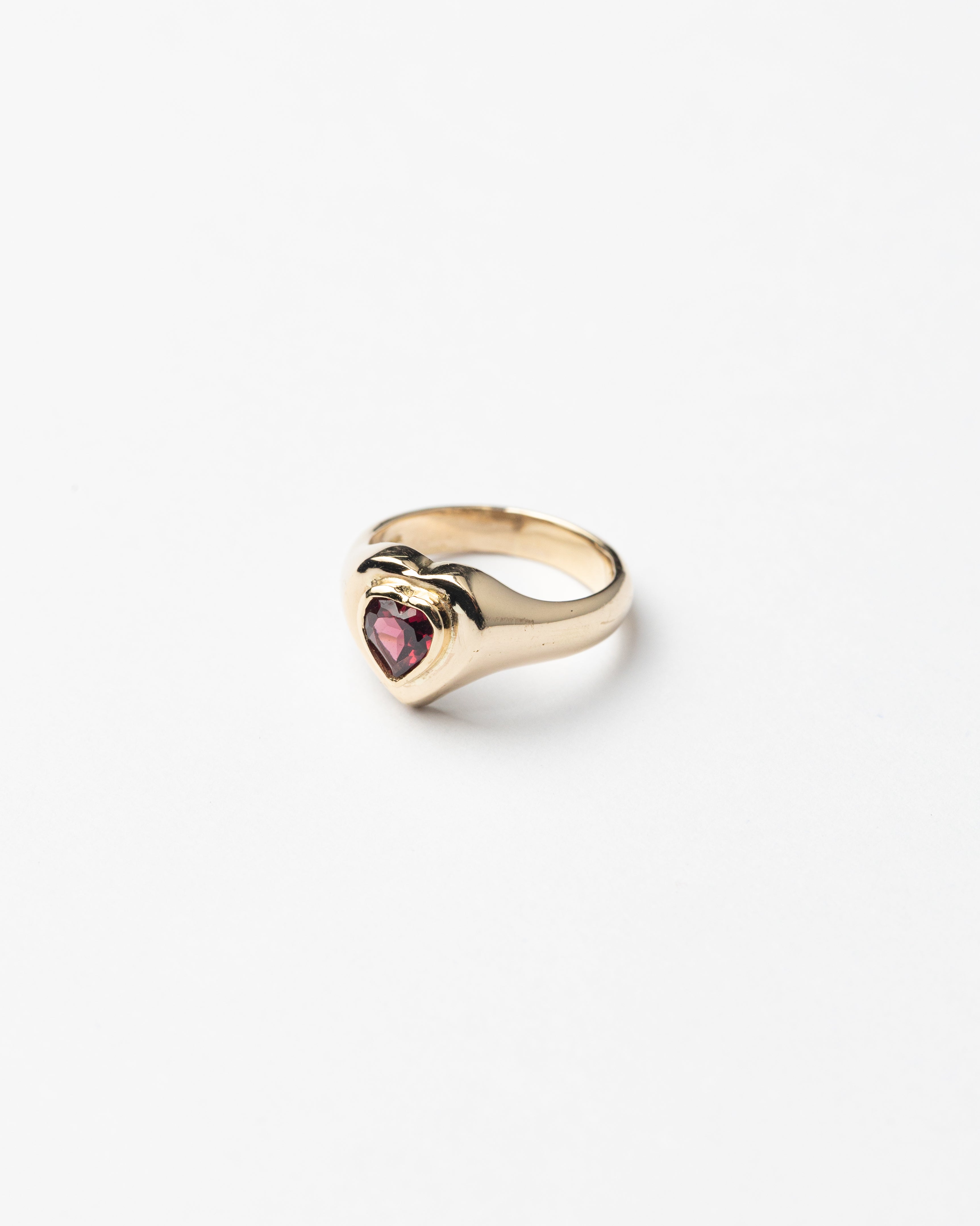 Heart Pinky Ring Garnet1
