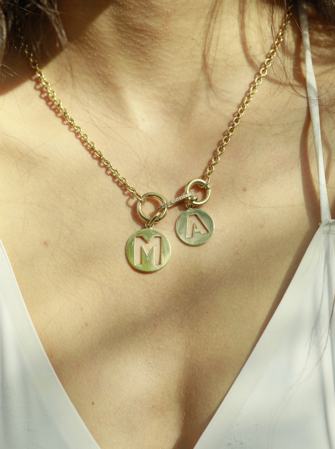 The Oval Diamond Clasp