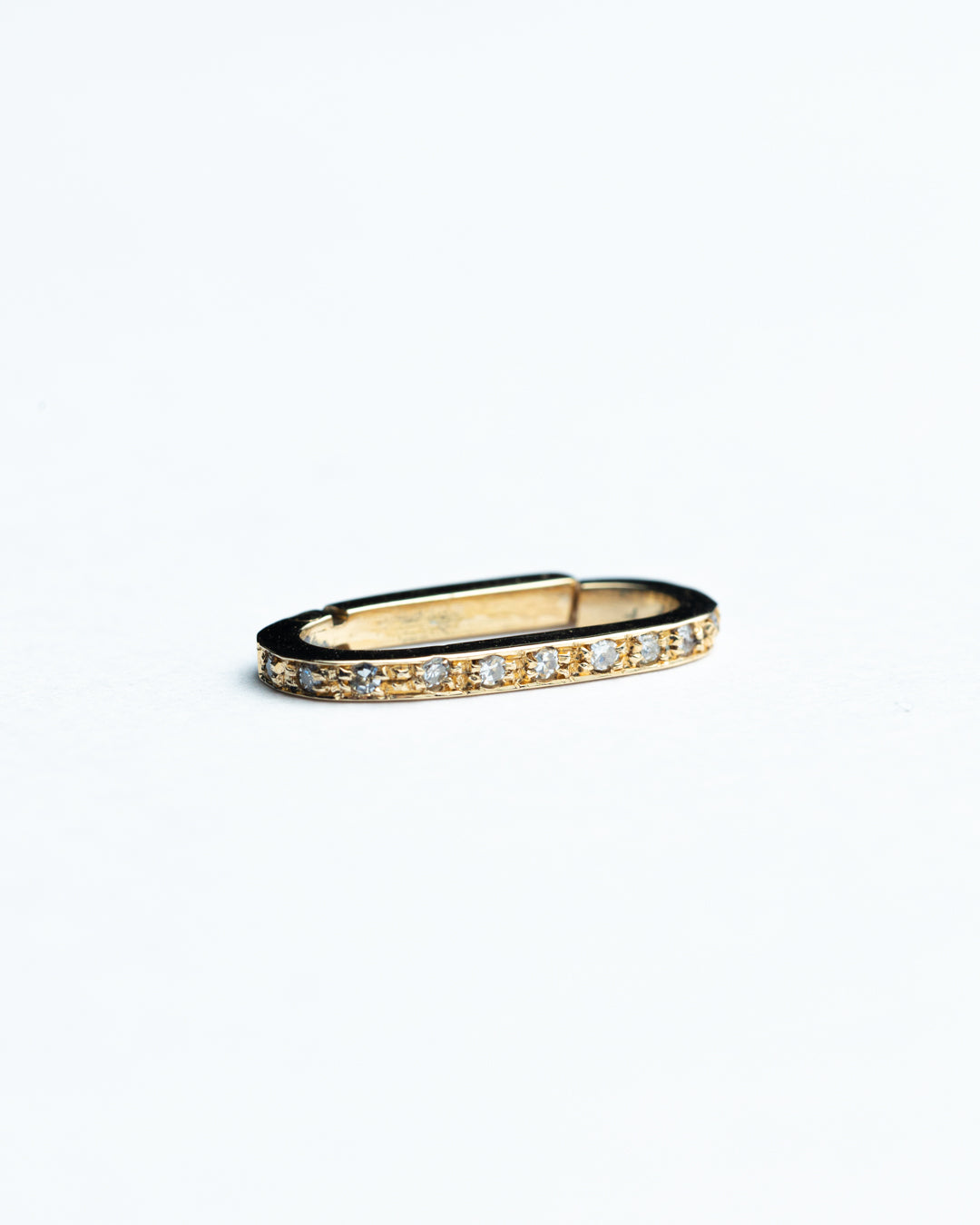 The Oval Diamond Clasp