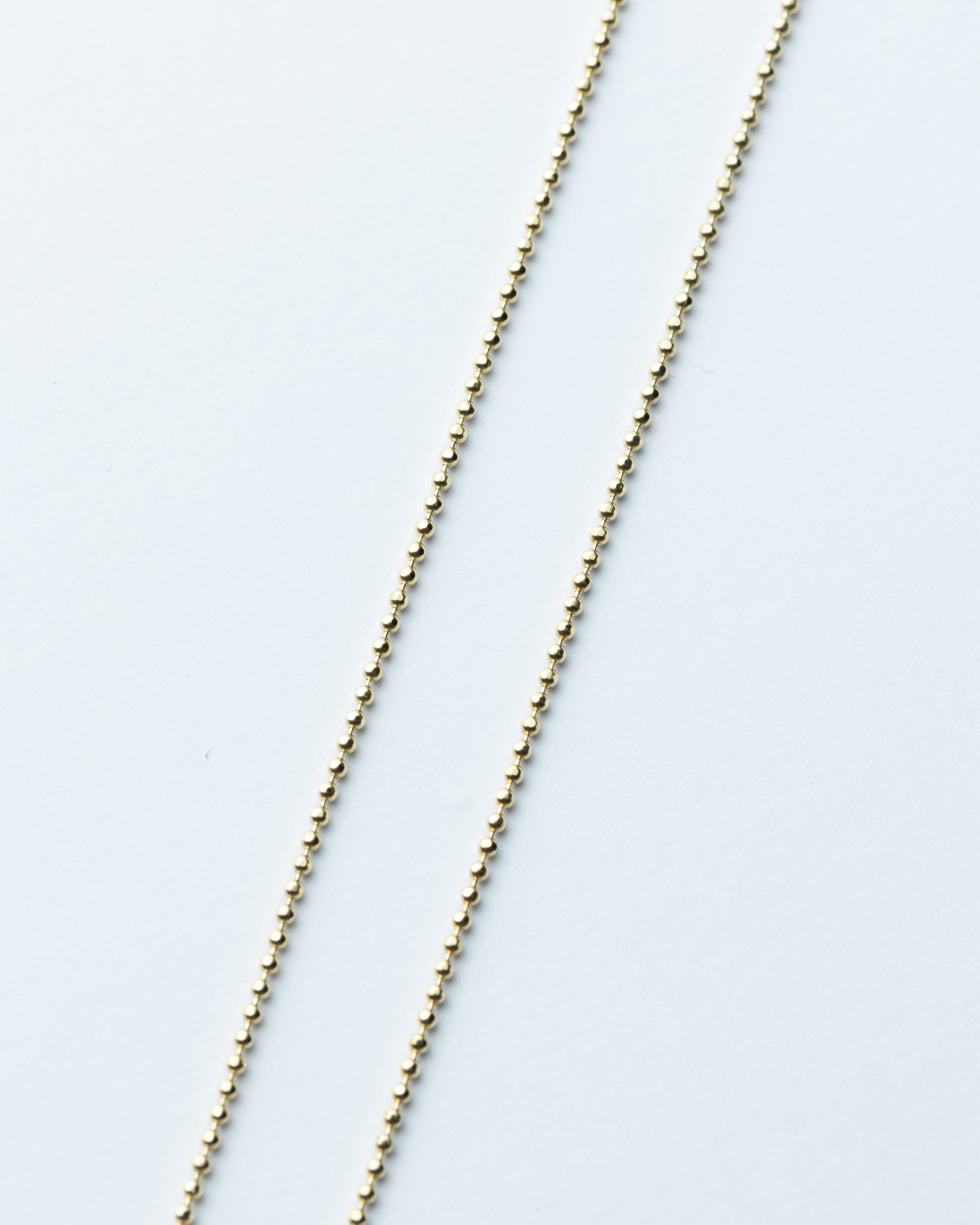 Dainty Ball Chain 18kt